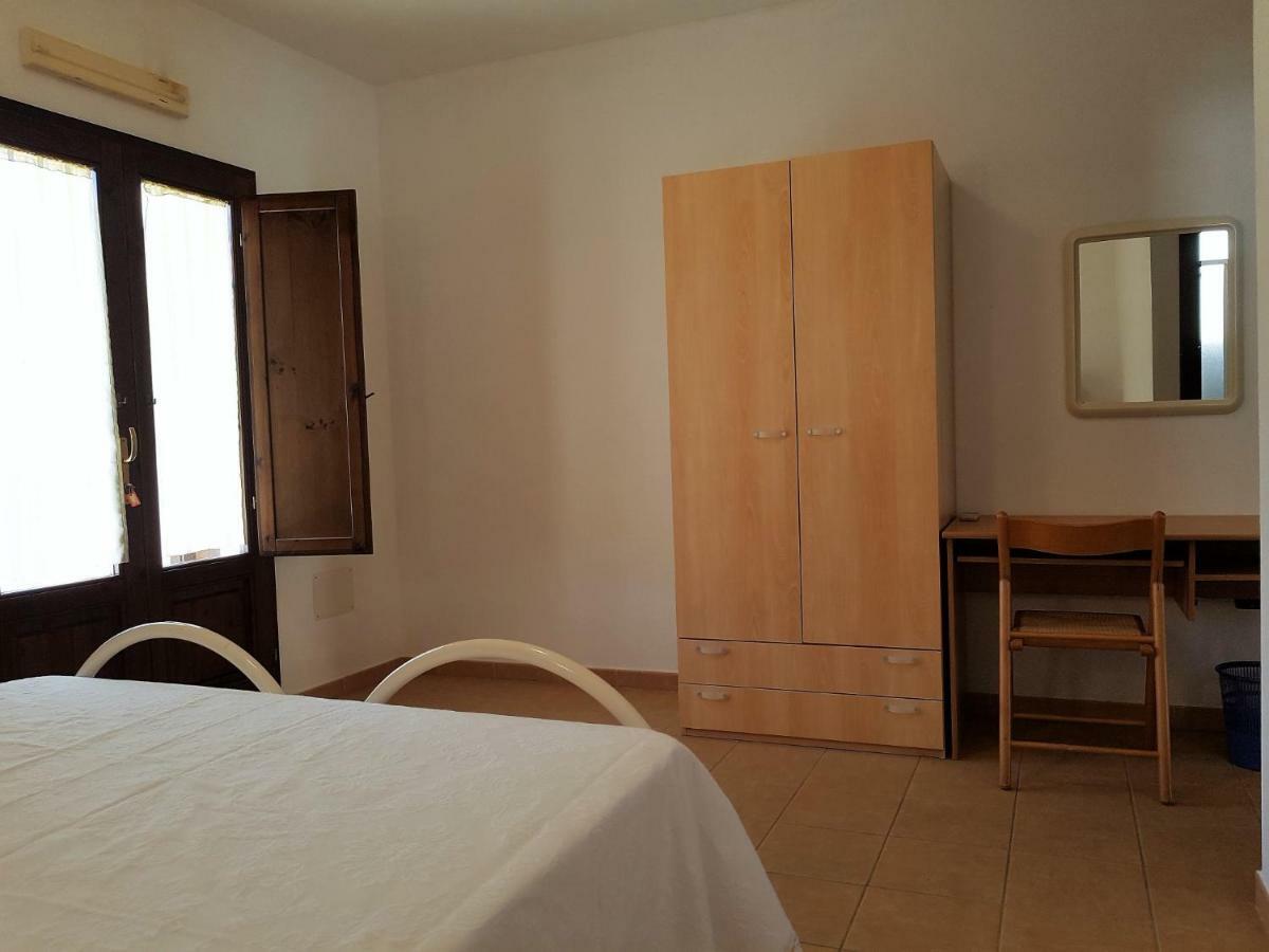 Su Pranu Hotel Onifai Luaran gambar