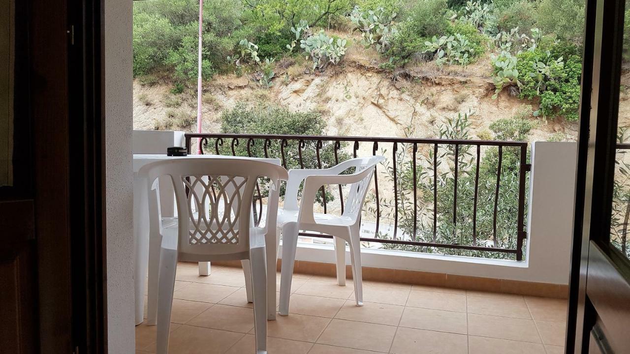 Su Pranu Hotel Onifai Luaran gambar
