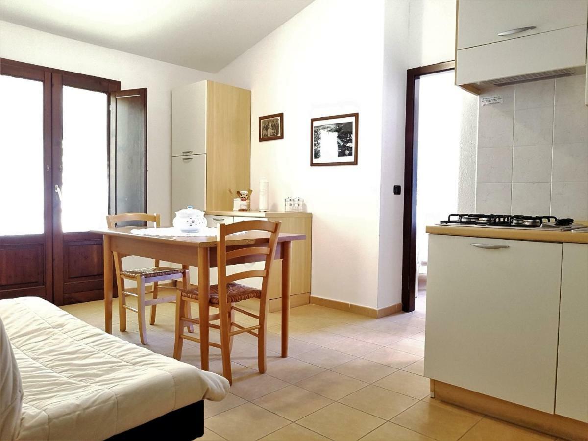 Su Pranu Hotel Onifai Luaran gambar