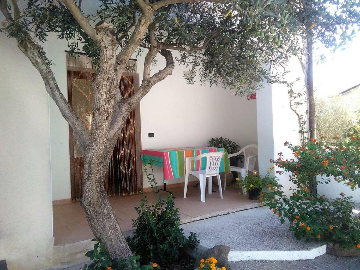 Su Pranu Hotel Onifai Luaran gambar