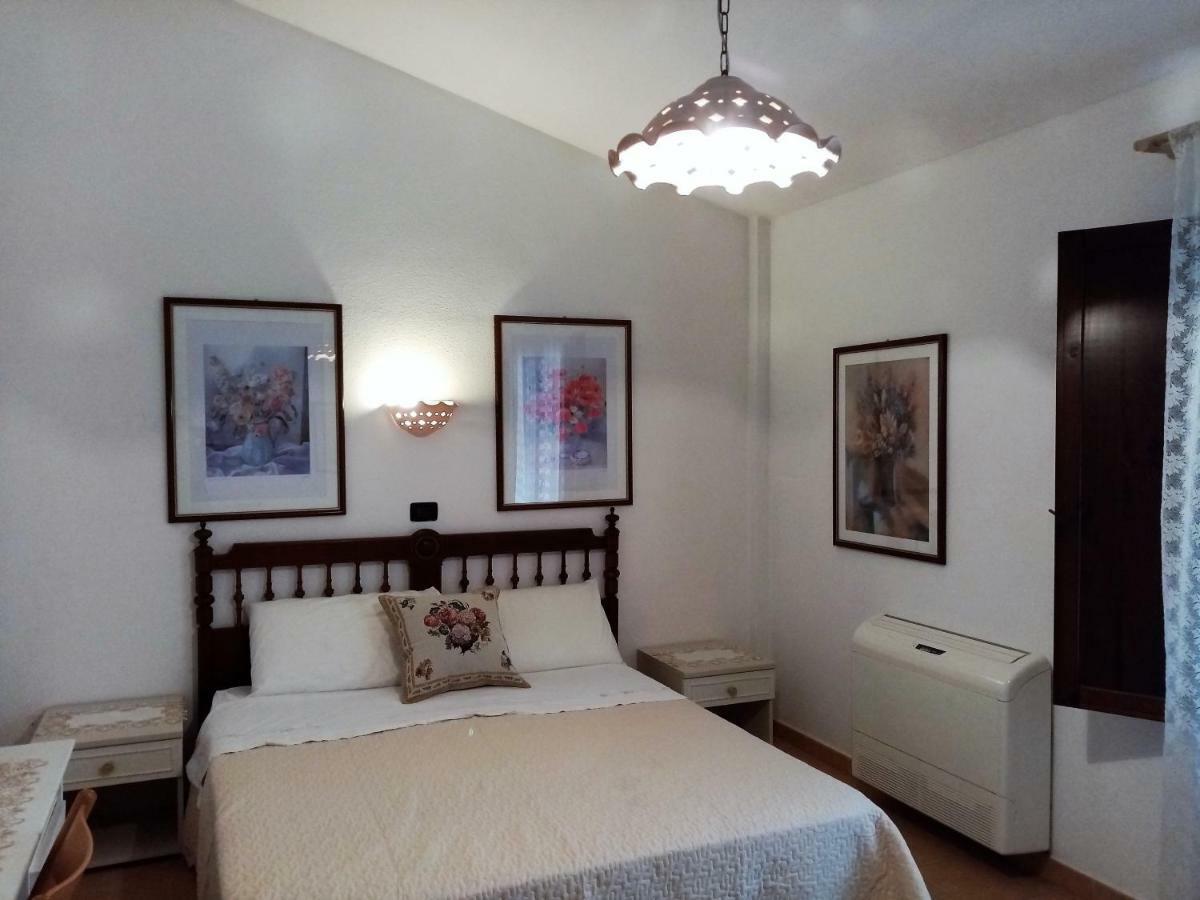 Su Pranu Hotel Onifai Luaran gambar