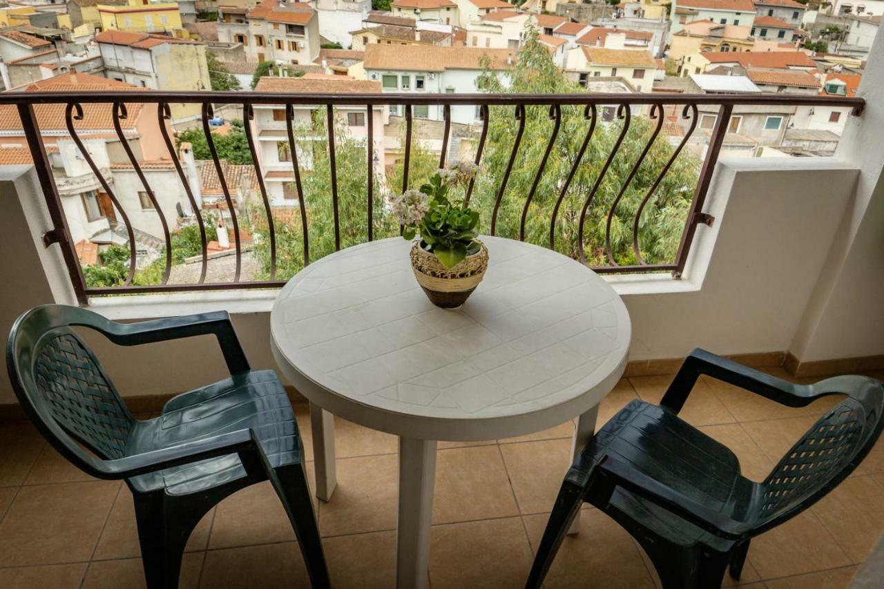 Su Pranu Hotel Onifai Luaran gambar